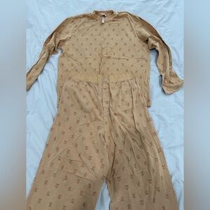 Skims - Boyfriend long sleeve tee and pants set